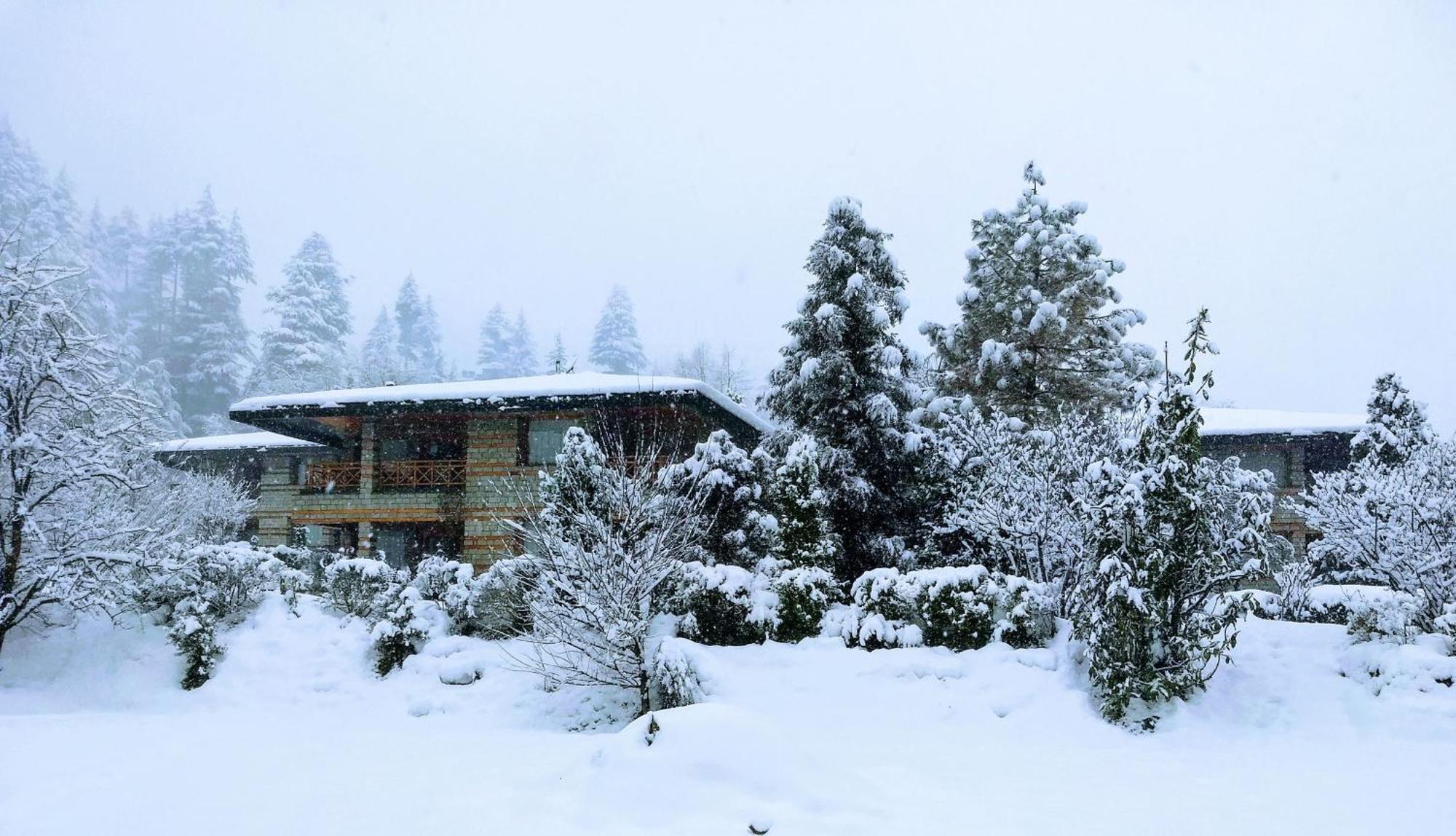 Banon Resorts Manāli Extérieur photo