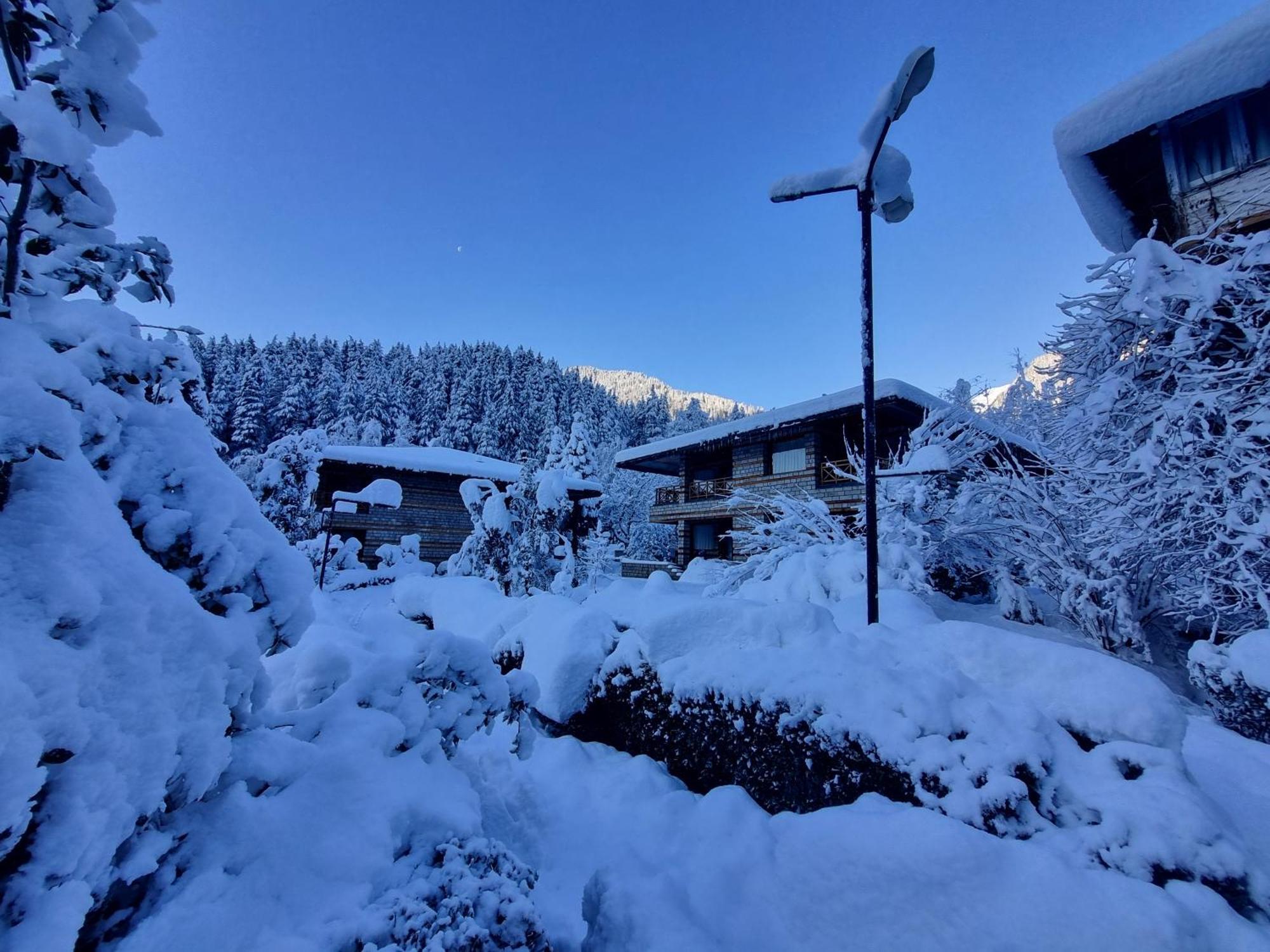 Banon Resorts Manāli Extérieur photo