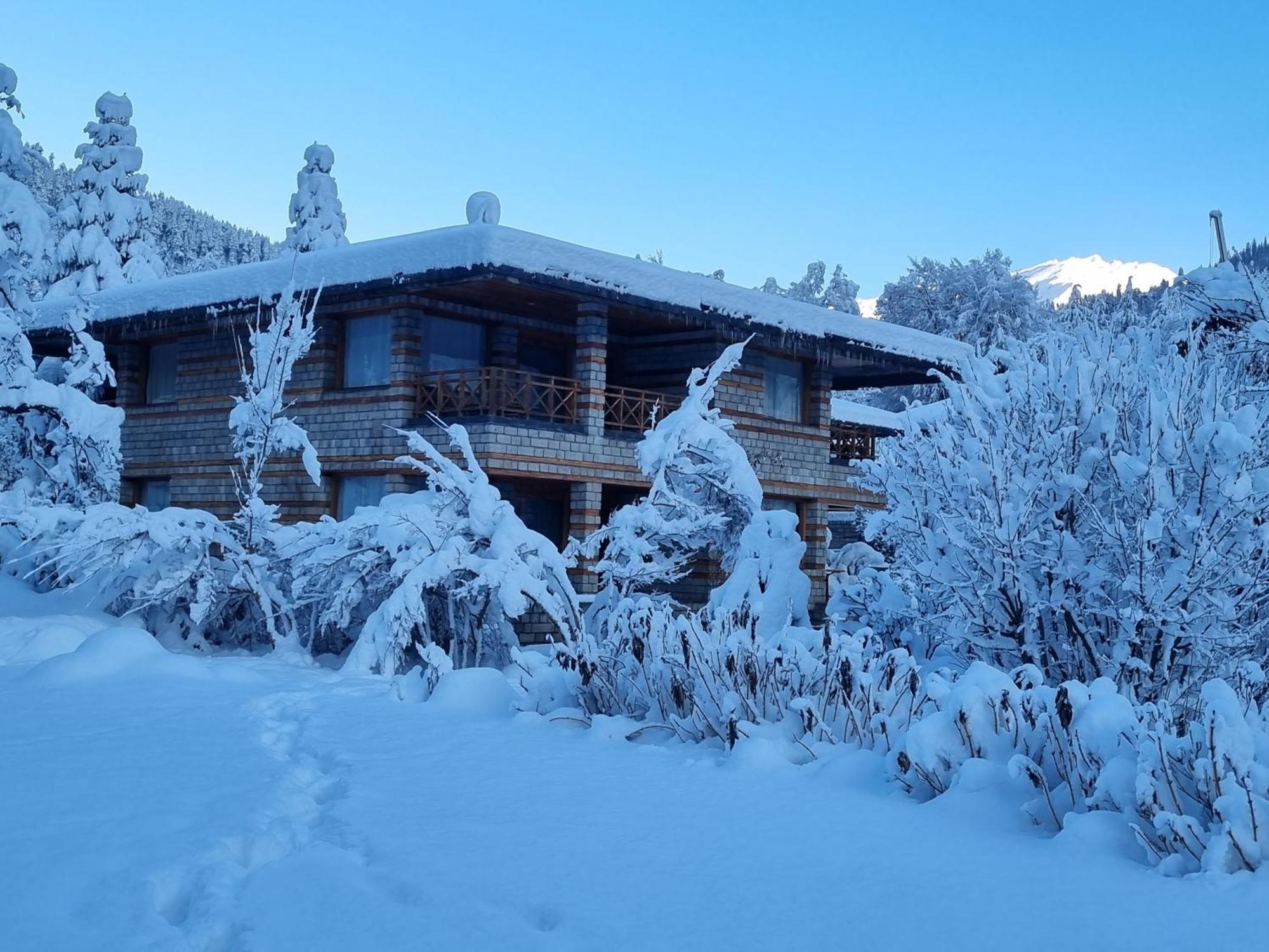 Banon Resorts Manāli Extérieur photo